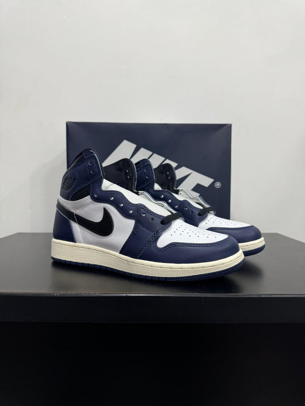 Jordan 1 High Midnight Navy