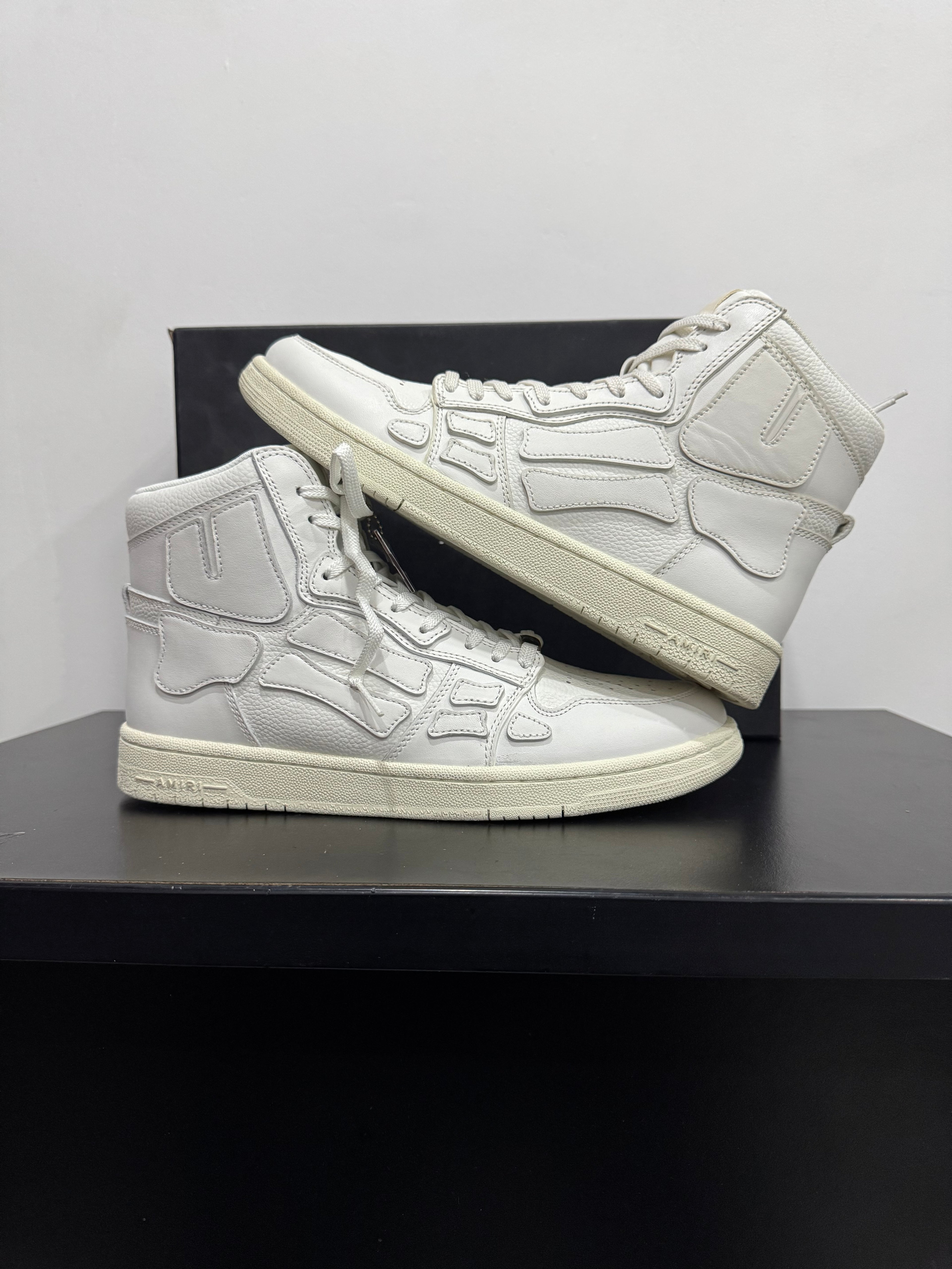AMIRI Skeleton High Triple White