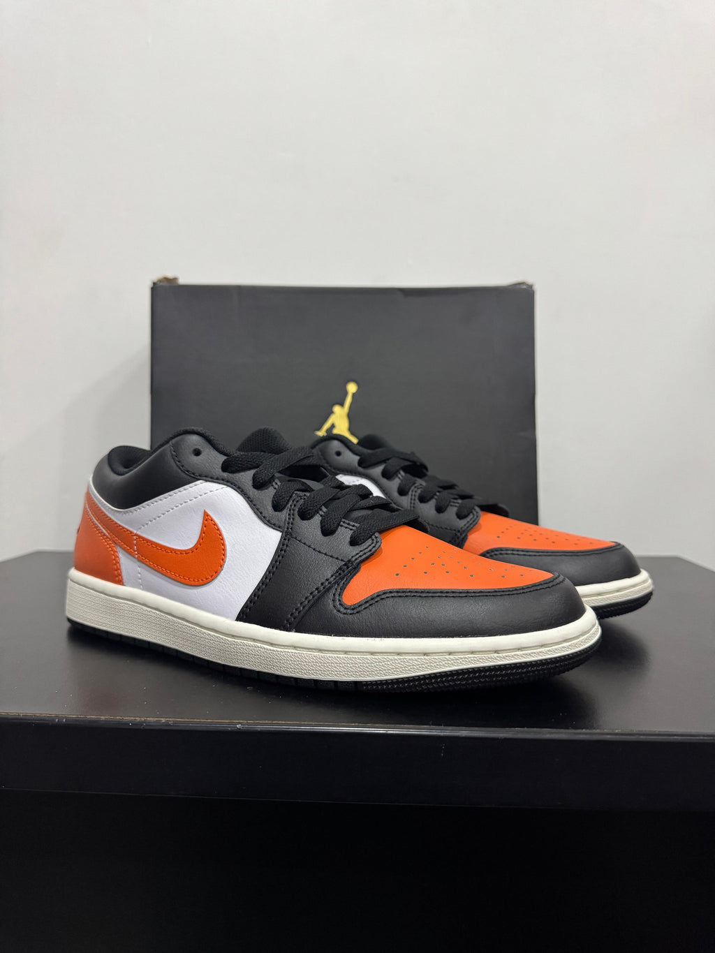 Jordan 1 Low Shattered