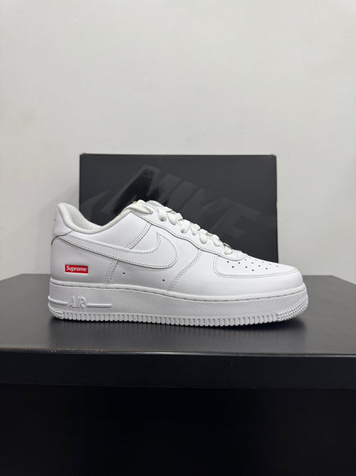 AF1 Supreme White