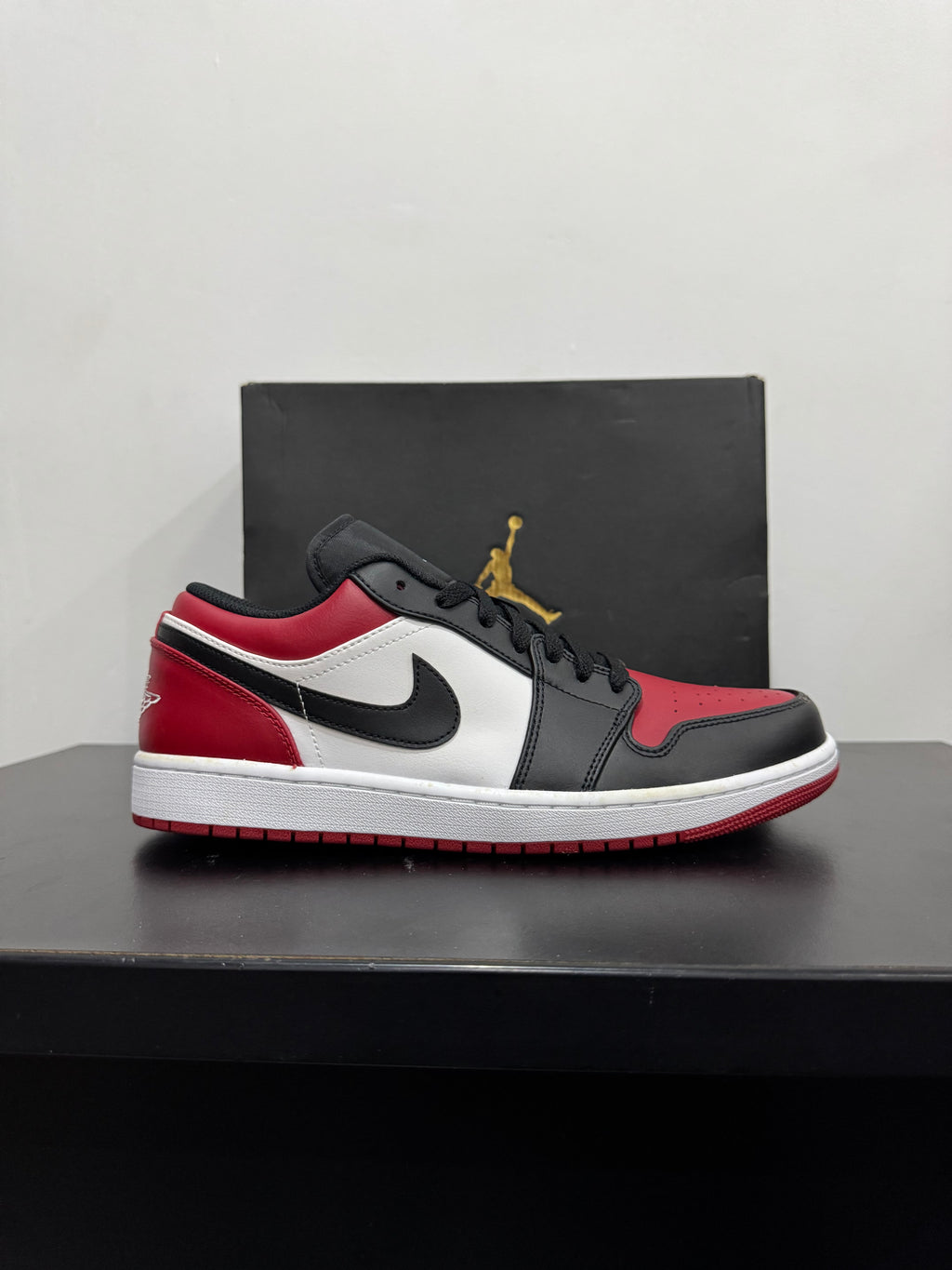 Jordan 1 Low Bred Toe