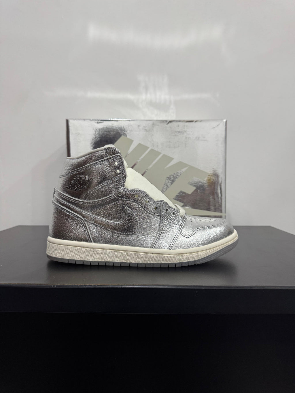 Jordan 1 High Silver Photon
