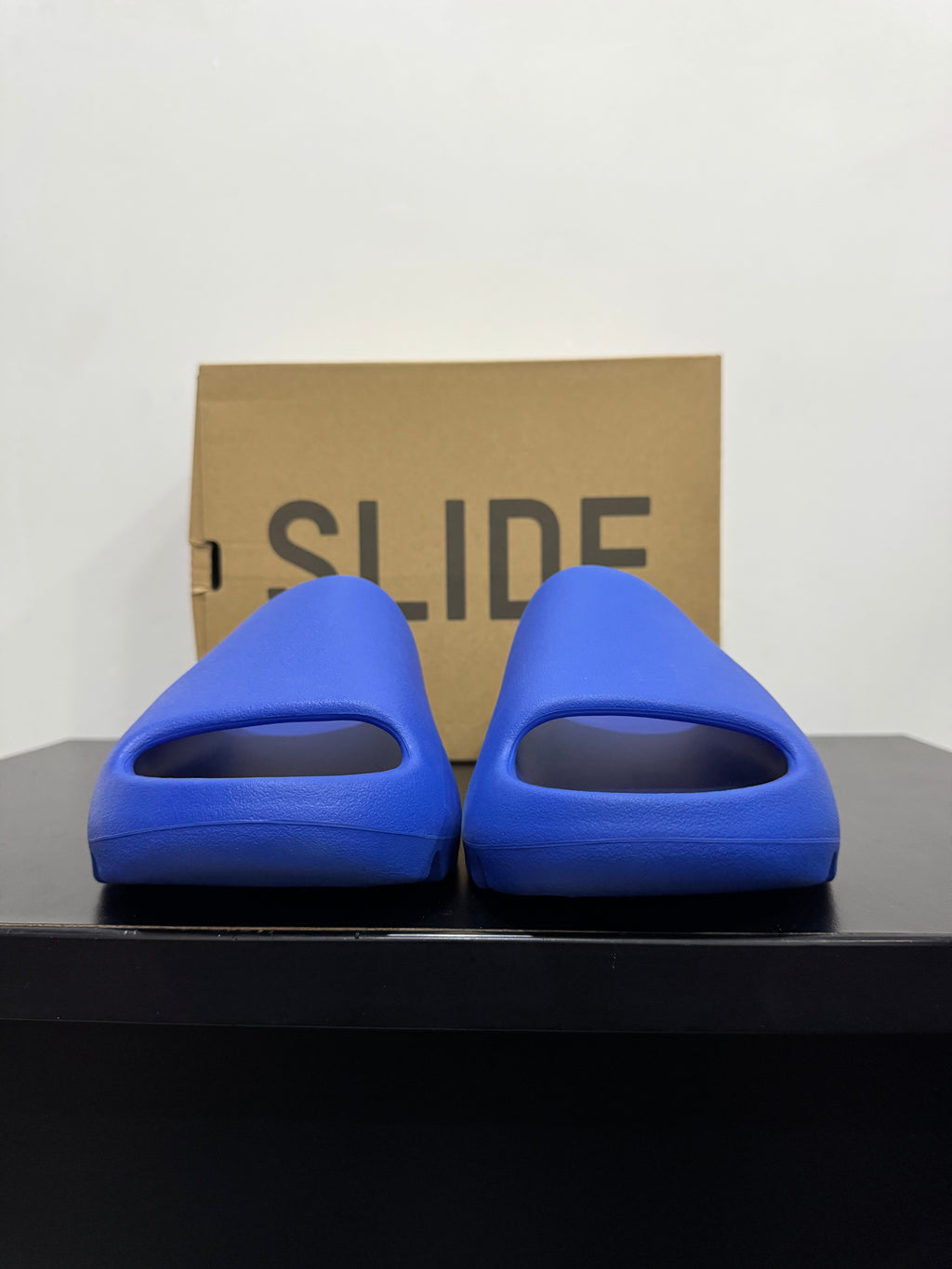 Adidas Yezzy Slide "Azure"