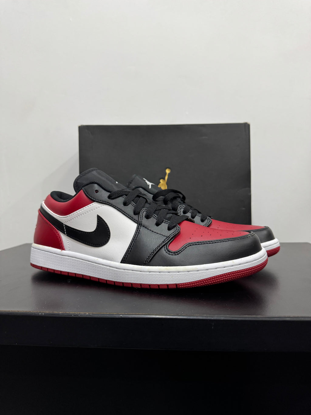Jordan 1 Low Bred Toe