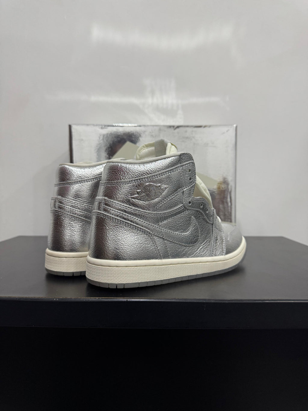 Jordan 1 High Silver Photon