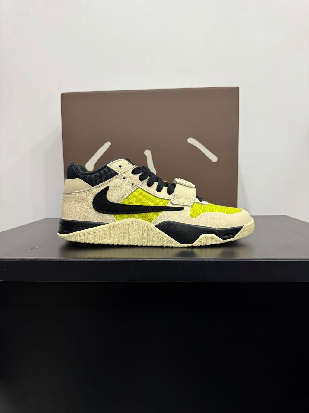 Jordan Jumpman Jack TR Travis Scott Bright Cactus