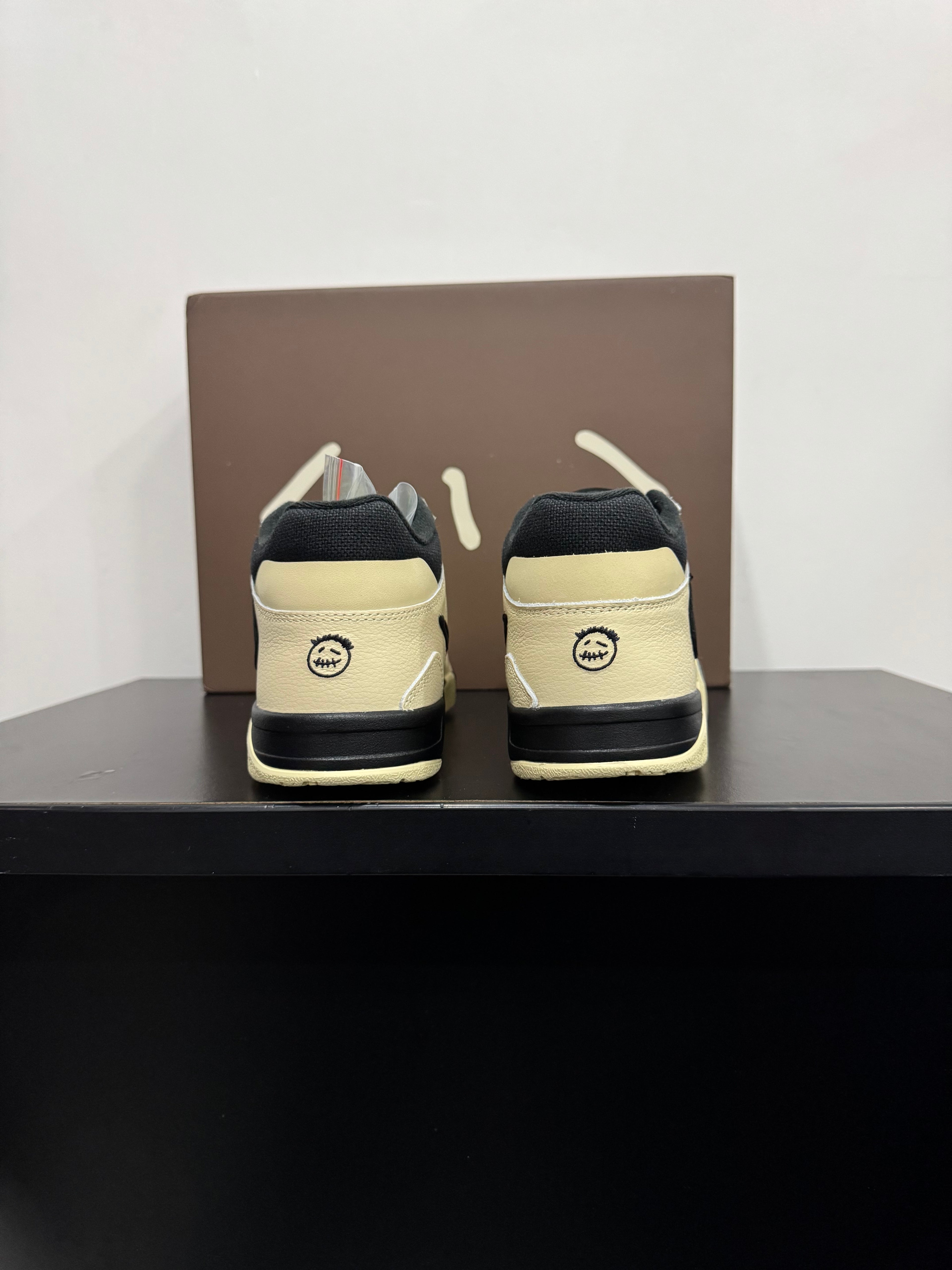 Jordan Jumpman Jack TR Travis Scott Bright Cactus