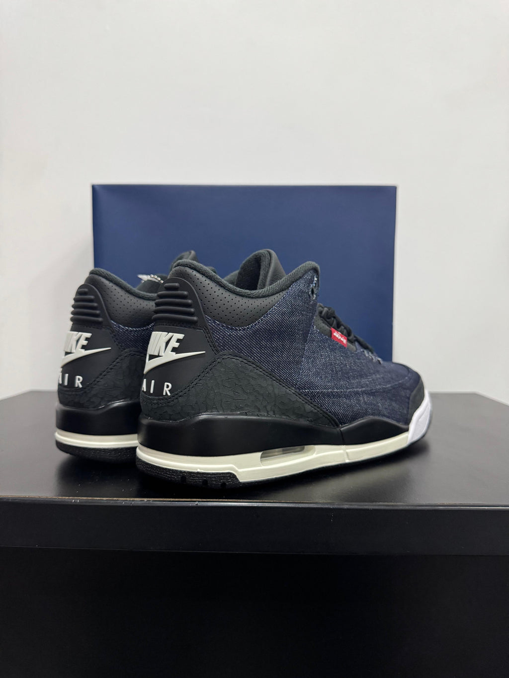 Jordan 3 Levi’s Indigo