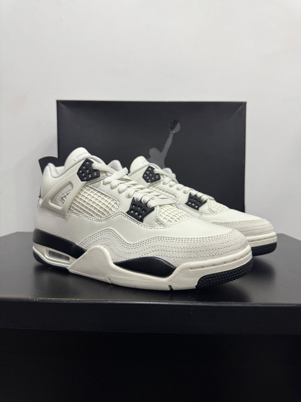 Jordan 4 Fly Club