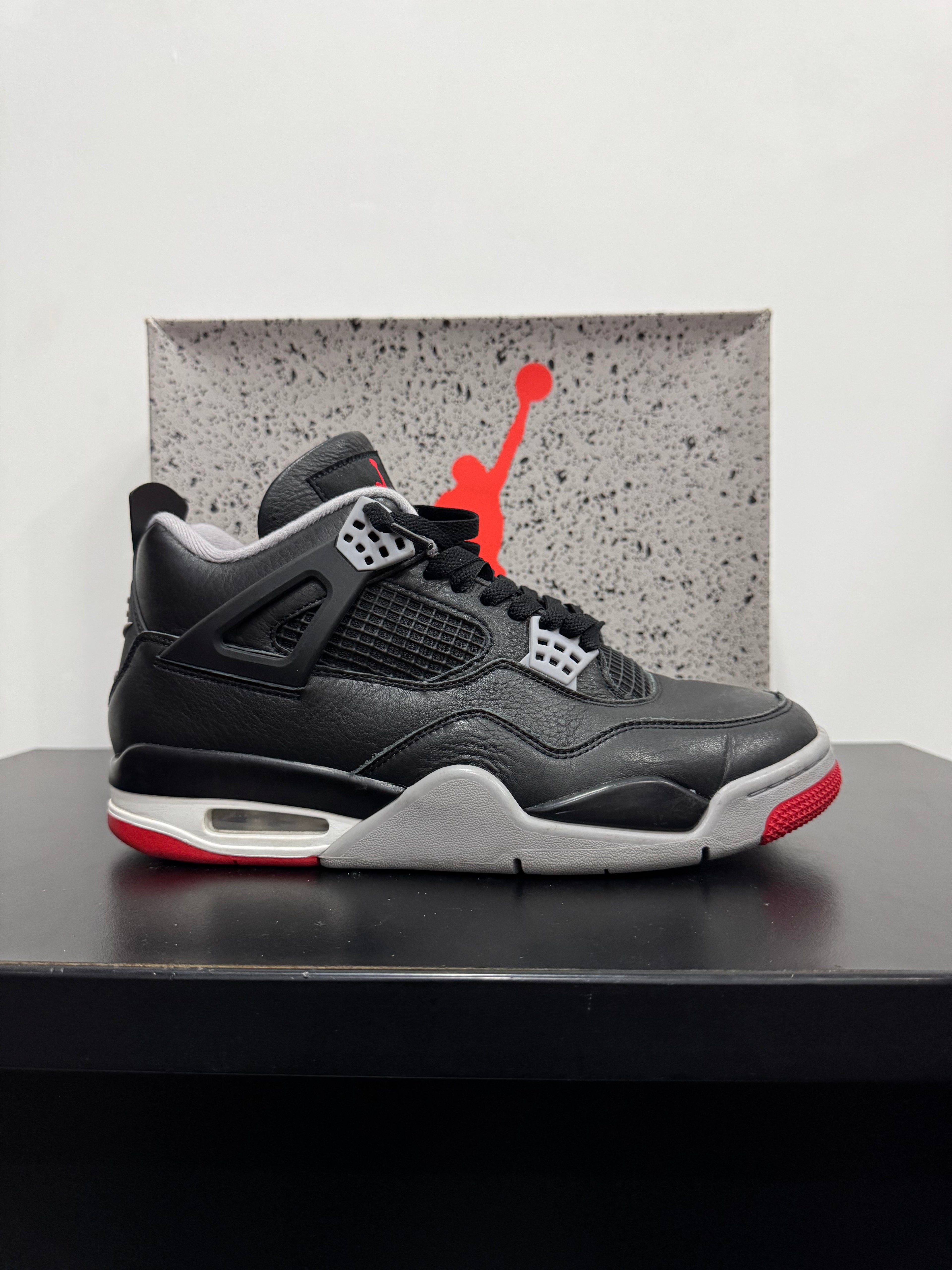 JORDAN 4 BRED REMAGINED