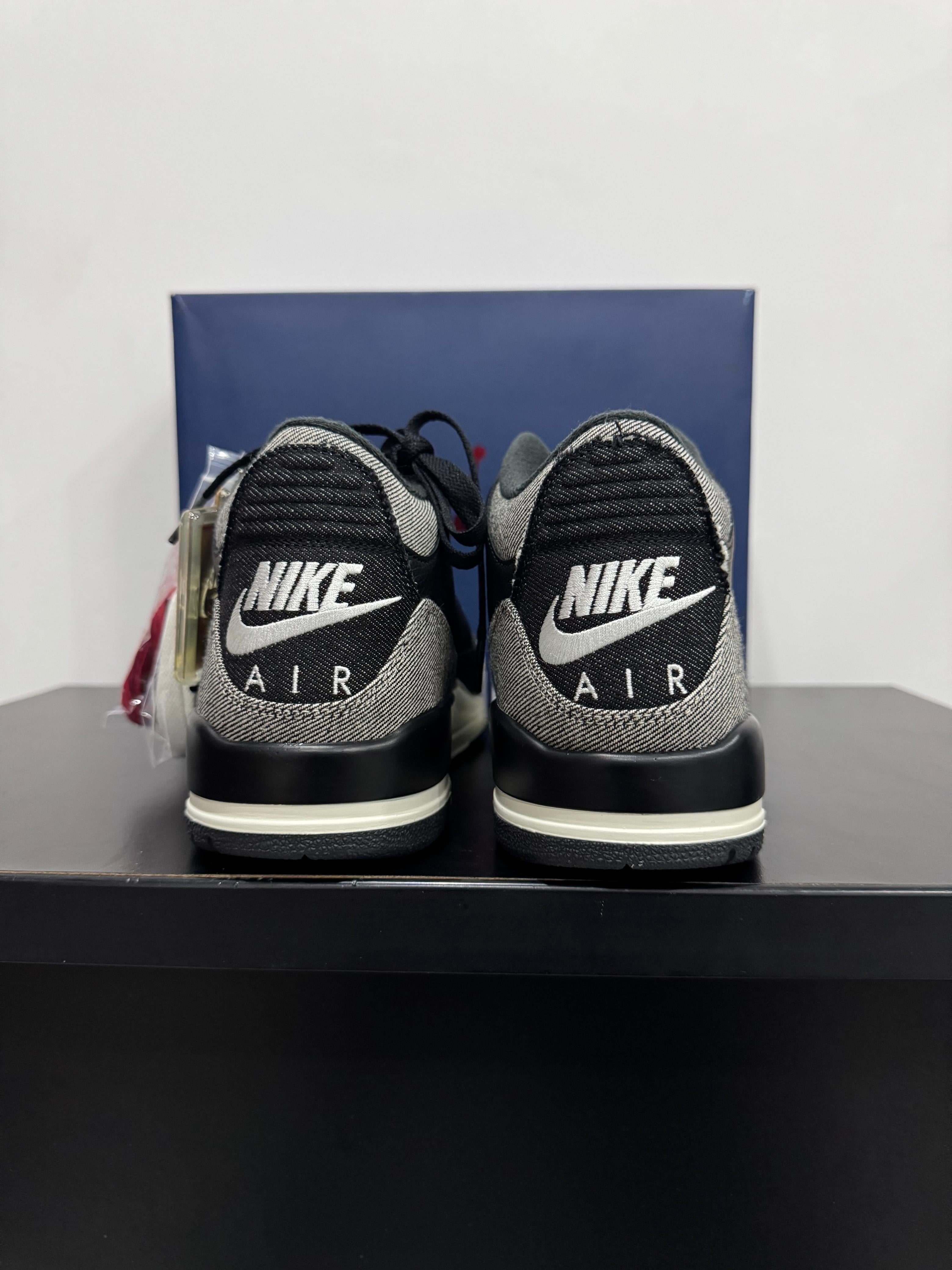 Jordan 3 Levi’s Black