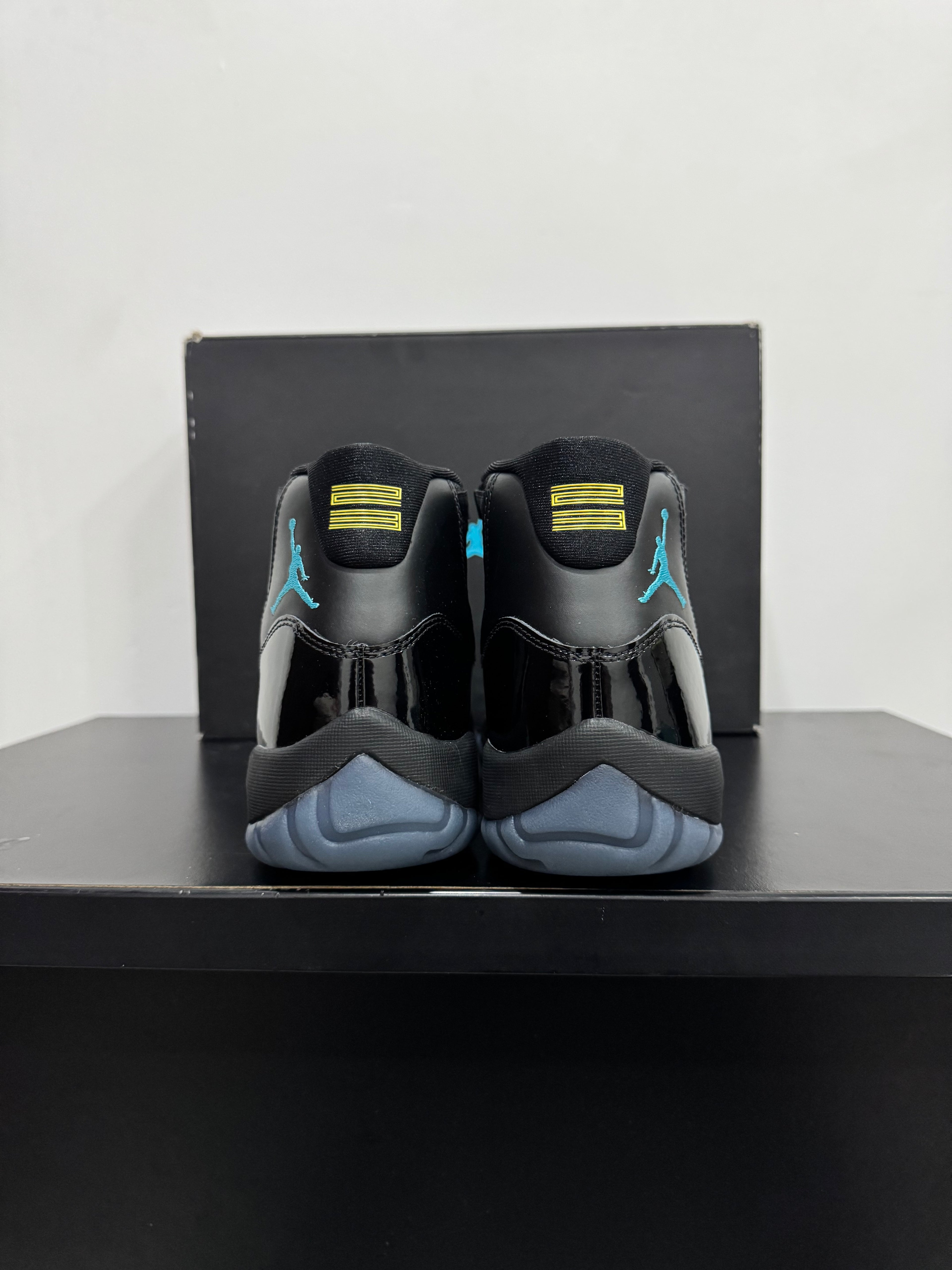 Jordan 11 Gamma Blue