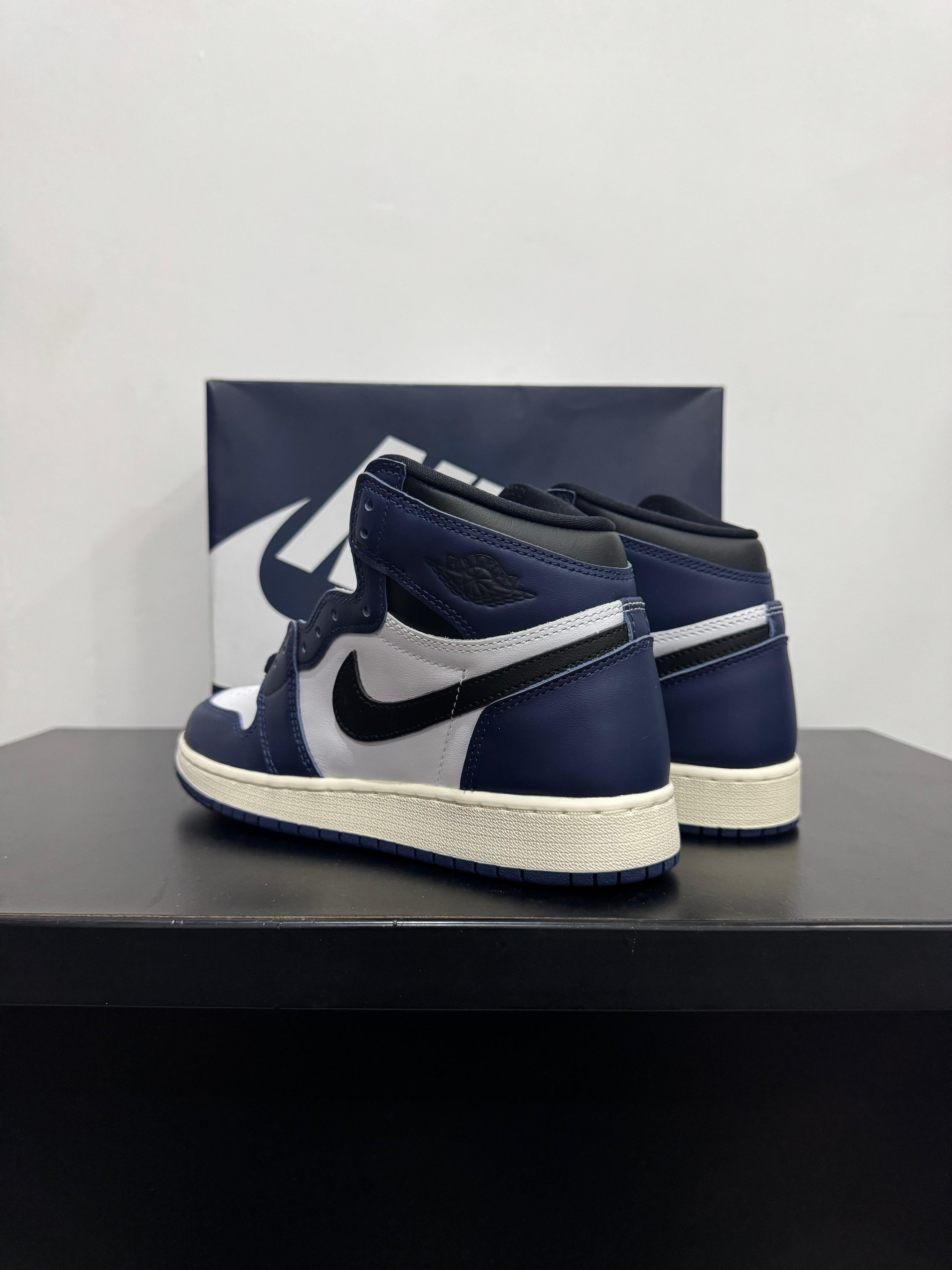 Jordan 1 High Midnight Navy