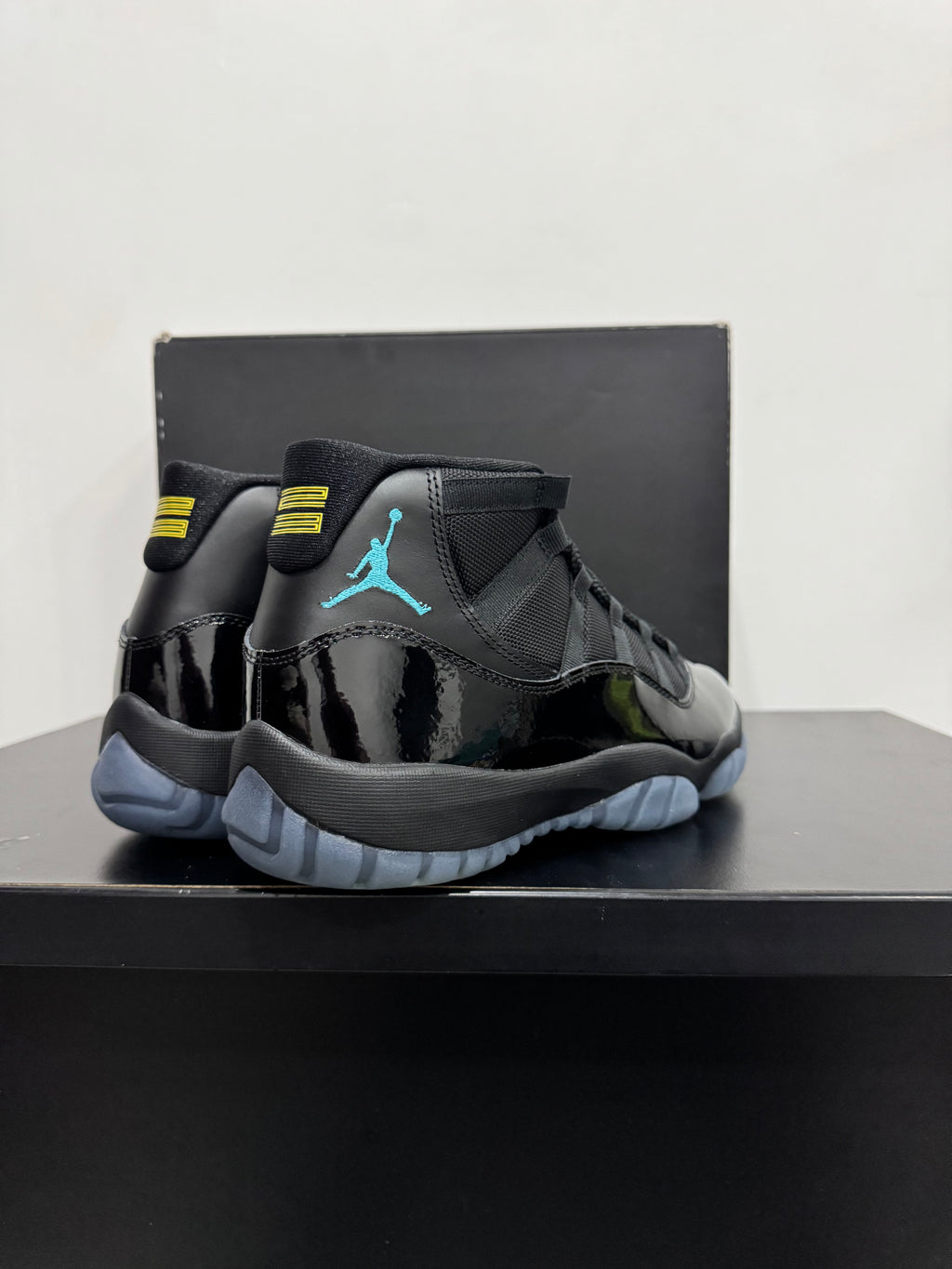 Jordan 11 Gamma Blue