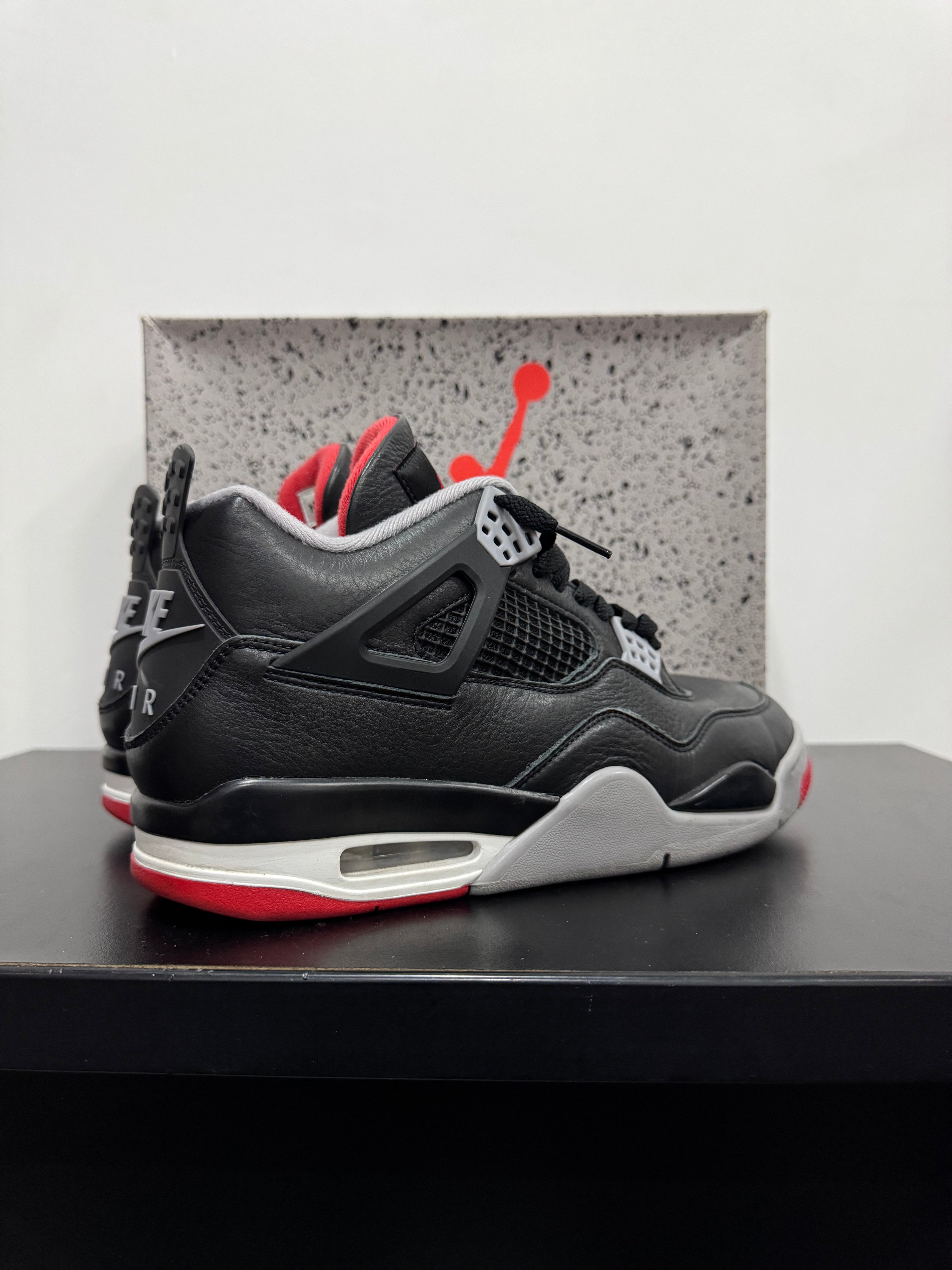 JORDAN 4 BRED REMAGINED