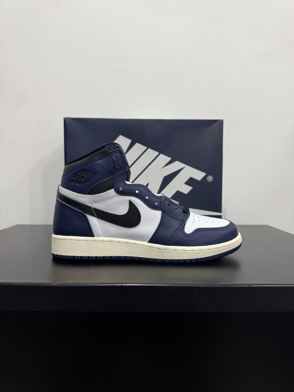 Jordan 1 High Midnight Navy